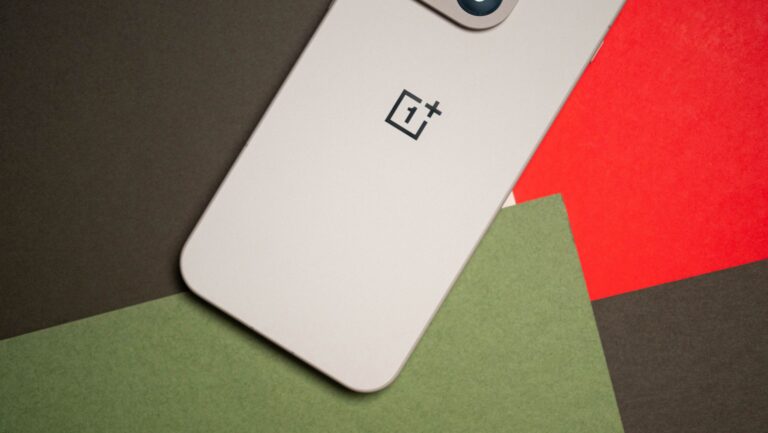 افشای جزئیات دوربین و باتری گوشی OnePlus ۱۵T پیش از عرضه در ۲۰۲۶