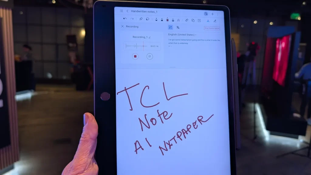 تجربه اولیه تبلت TCL Note A۱ Nxtpaper با نمایشگر مات در CES
