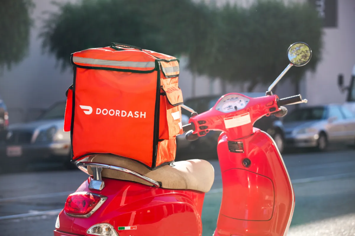 تأیید داستان استفاده از عکس تولید شده توسط هوش مصنوعی در تحویل‌های DoorDash