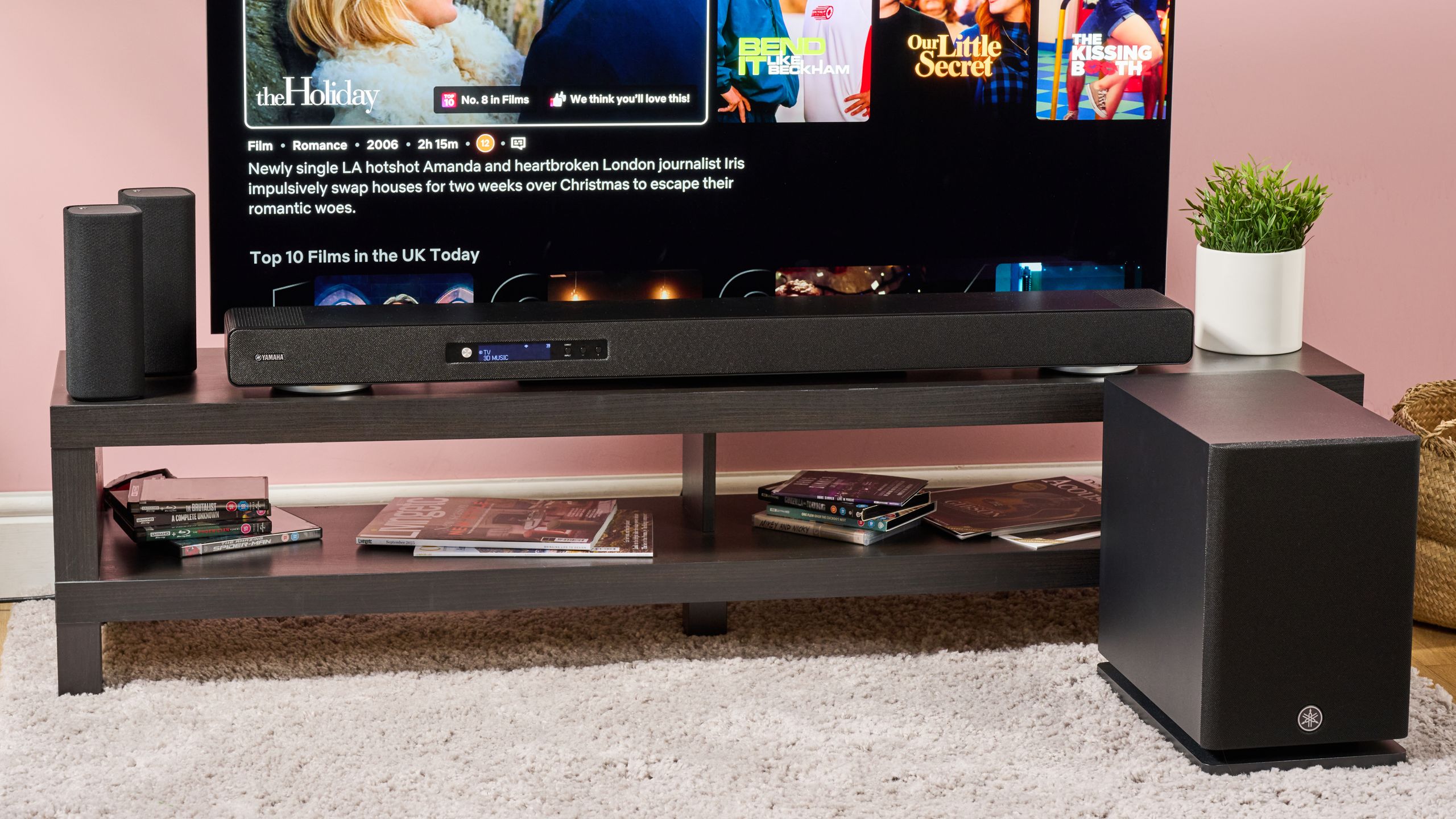 بررسی سیستم ساندبار Yamaha True X Surround 90A با فناوری دالبی اتموس