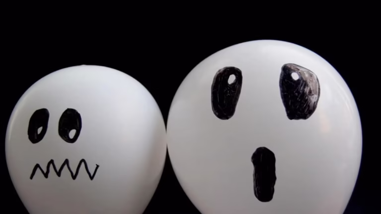 تحلیلگران هشدار می‌دهند: عدم عبور بیت‌کوین از محدوده فعلی، چشم‌انداز نزولی را تقویت می‌کند