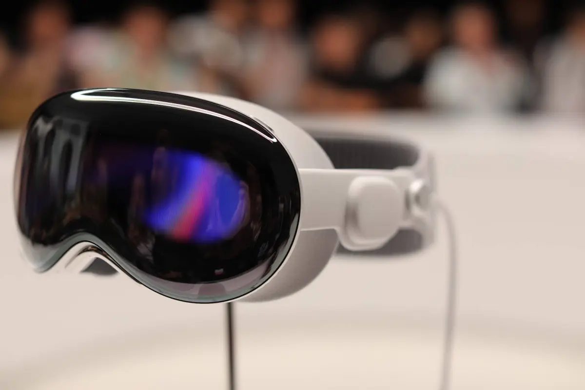 معاون اپل در پروژه Vision Pro به تیم سخت‌افزاری OpenAI می‌پیوندد