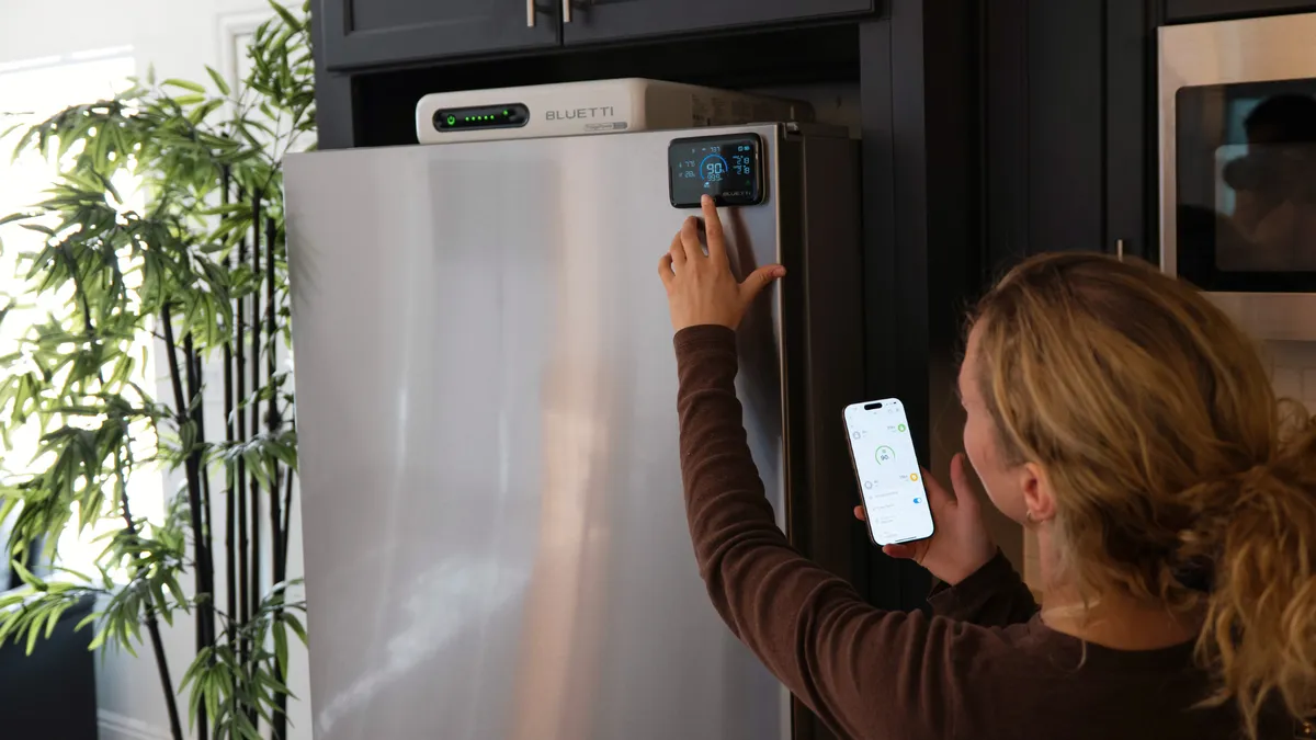 معرفی دستگاه FridgePower از Bluetti برای محافظت از مواد غذایی در زمان قطعی برق
