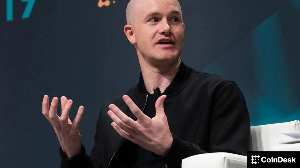پلتفرم جدید Coinbase for Agents امکان اتصال دستیارهای هوش مصنوعی به حساب‌های Coinbase را فراهم کرد