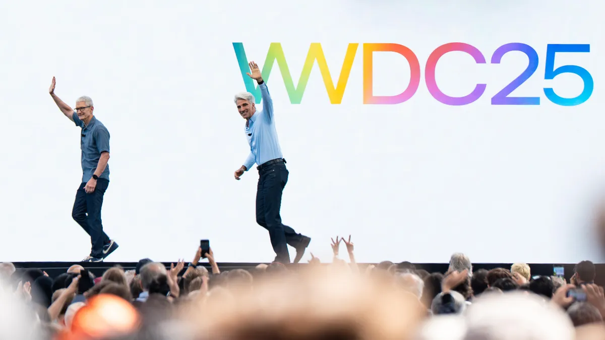 گزارش زنده از کنفرانس توسعه‌دهندگان اپل در Apple Park
