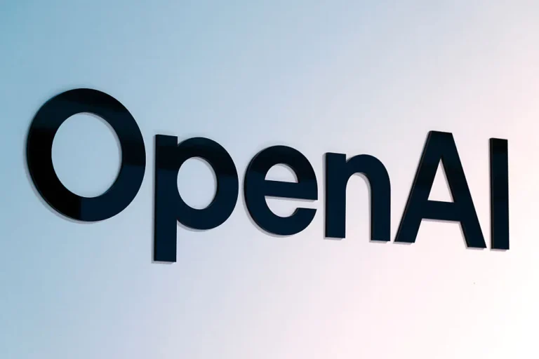 جزئیات جدید از دستگاه هوش مصنوعی مرموز OpenAI؛ شبیه به اسپیکر هوشمند گران‌قیمت