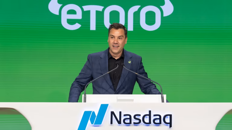 کاهش درآمدهای رمزنگاری یک پلتفرم معاملاتی و خرید کارگزاری TradeZero