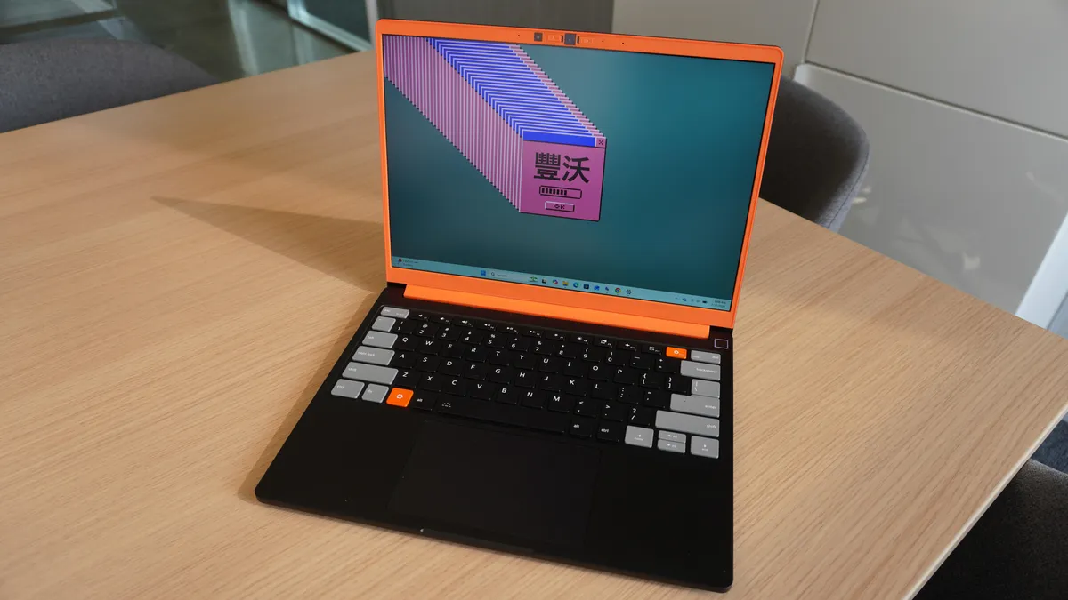 بررسی لپ‌تاپ Framework Laptop ۱۳ Pro: طراحی باریک، تاچ‌پد لمسی و باتری قدرتمند