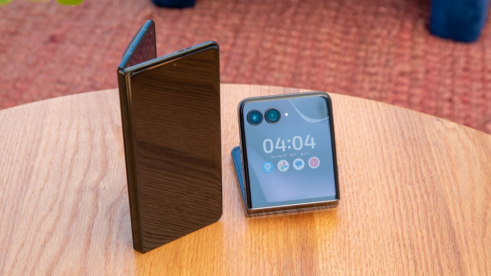 مقایسه تراشه‌های گوشی‌های تاشوی جدید موتورولا Razr Ultra ۲۰۲۶ و Razr Fold